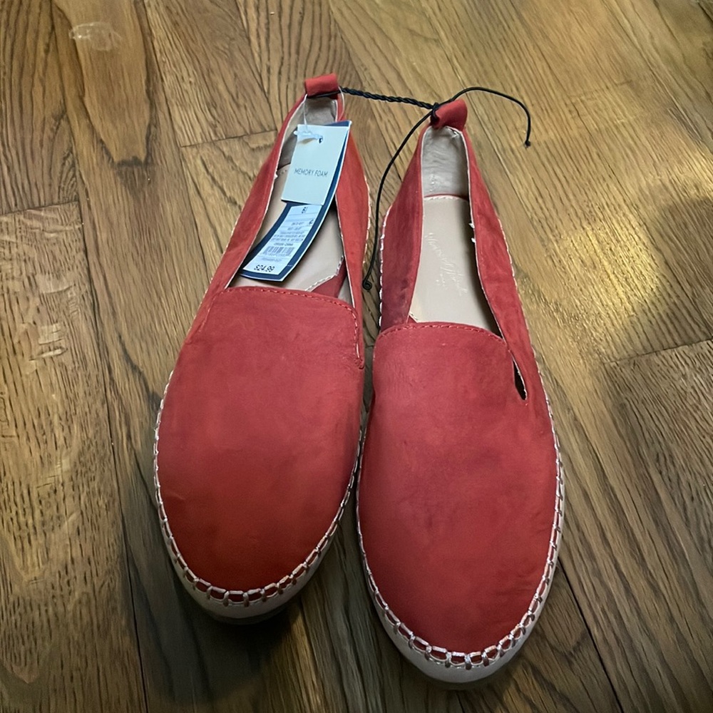 Universal Thread. Burnt orange loafers. New with tags. Size 6.5